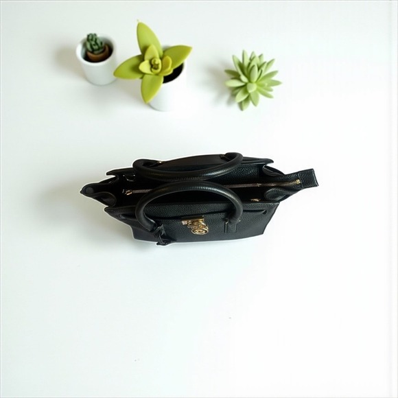 Michael Kors black Saffiano leather Hamilton East West Studio gold bag tote - Picture 8 of 11